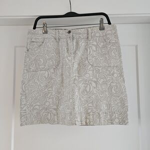 Denver Hayes Cream Floral Mini Skirt